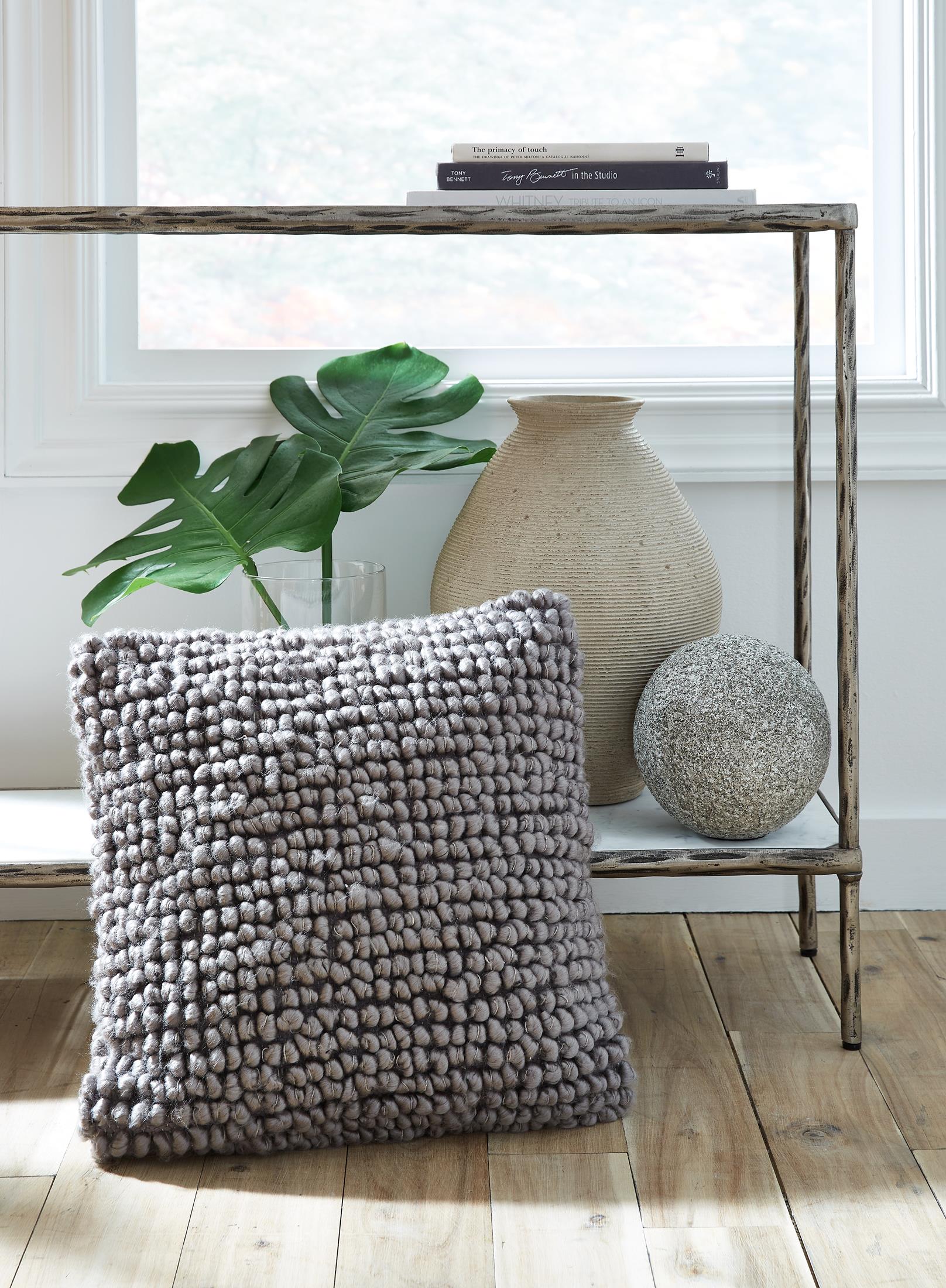 Aavie Pillow - Image 5