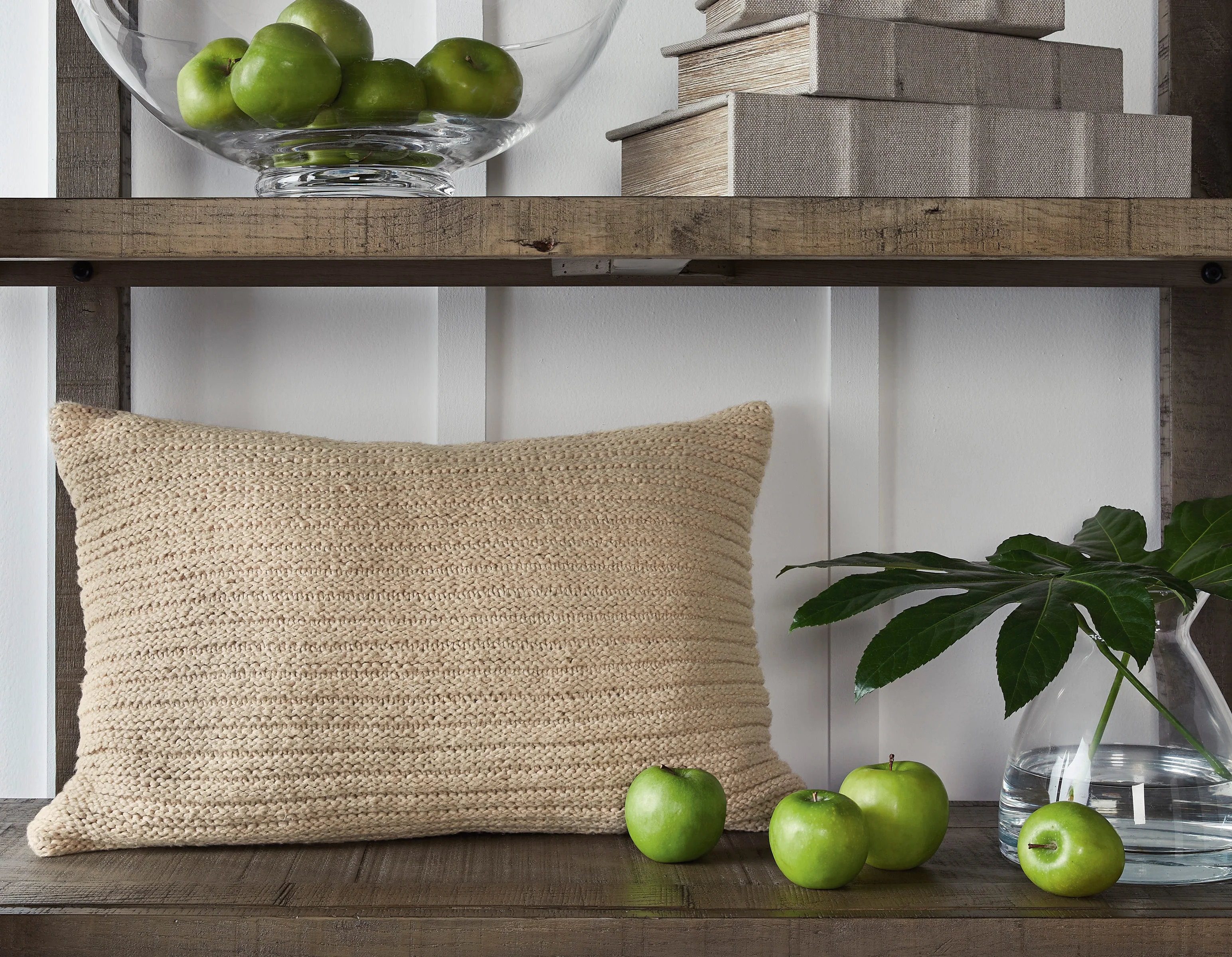 Abreyah Pillow - Image 4